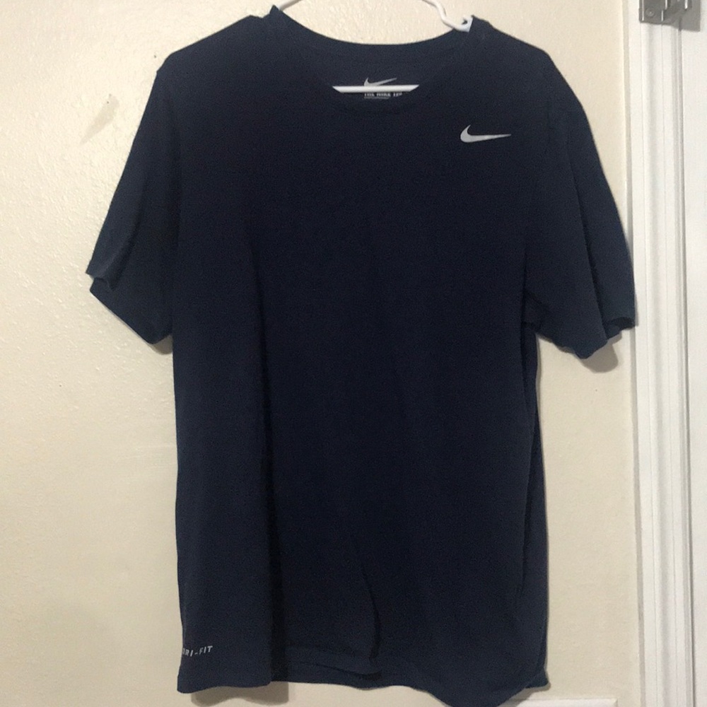 Nike tee